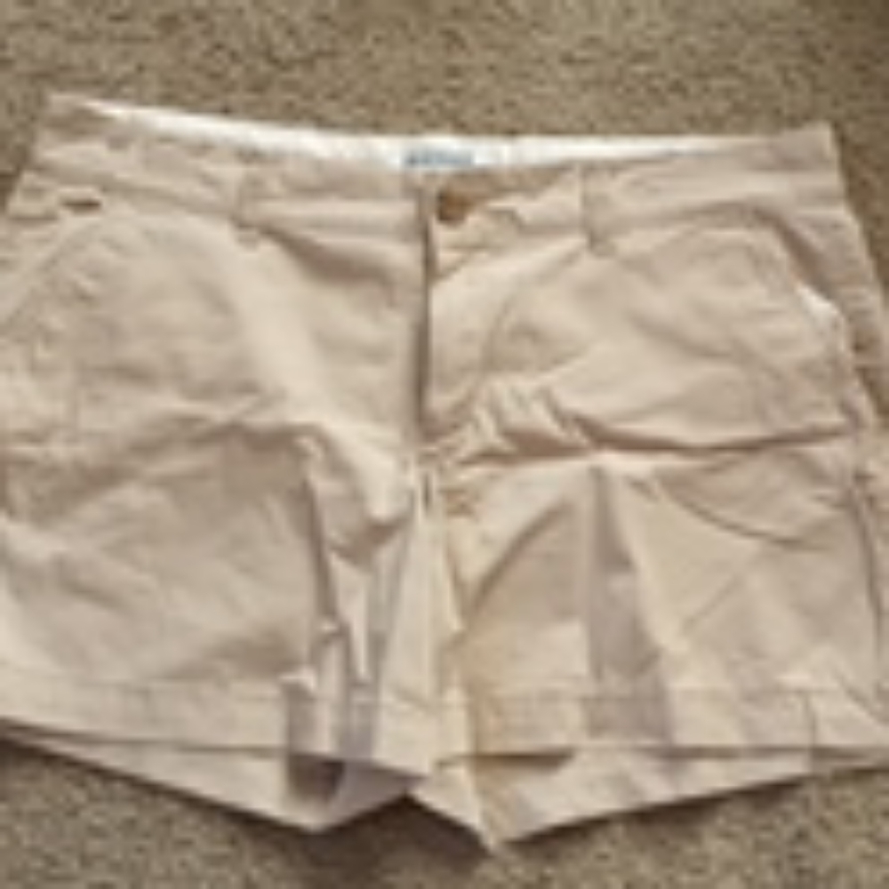 Old Navy khaki shorts regular standard regular siz